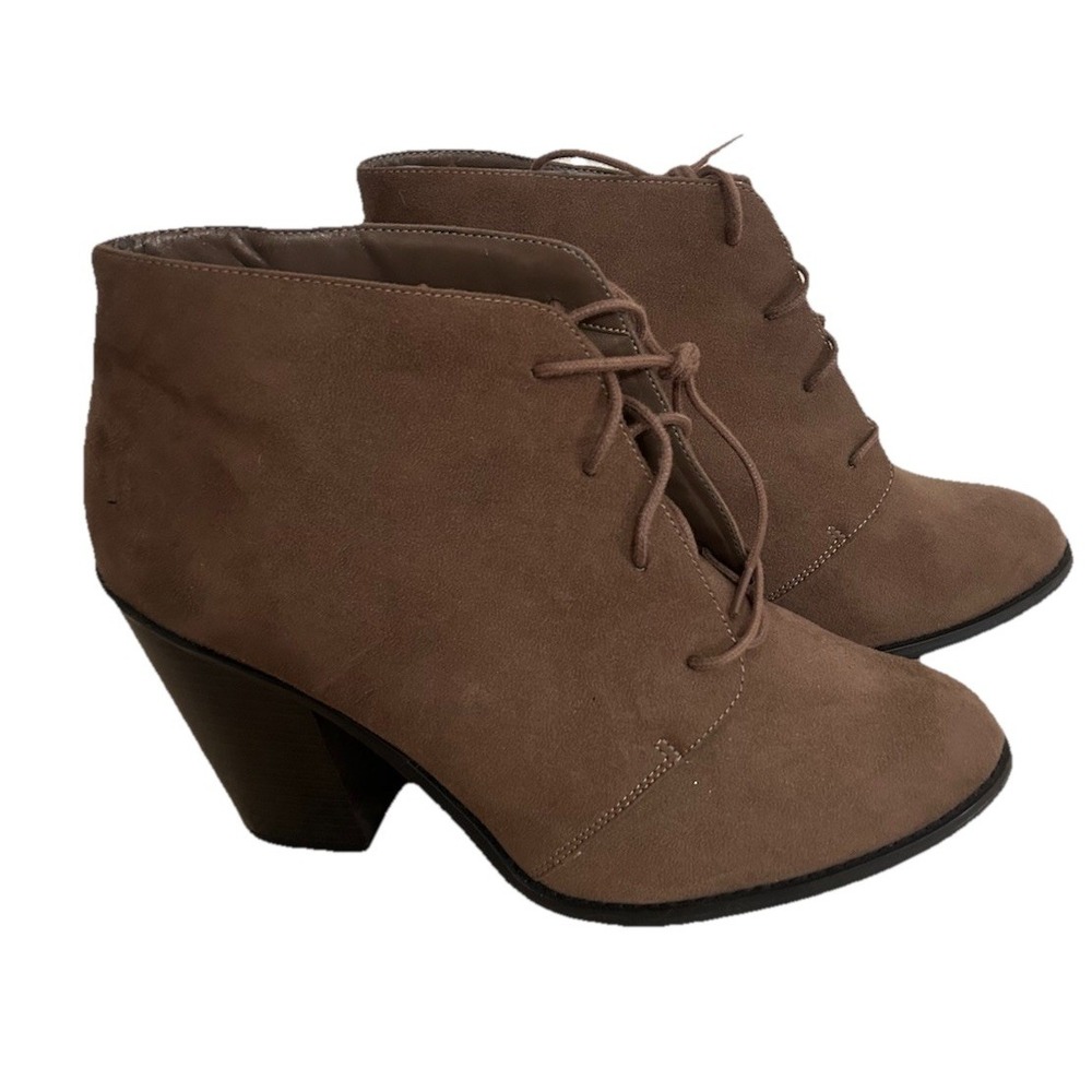 Call It Spring Women's Brown Size 11 Faux Suede Boots  3 1/2 Chunky Heel-JKL-1-D